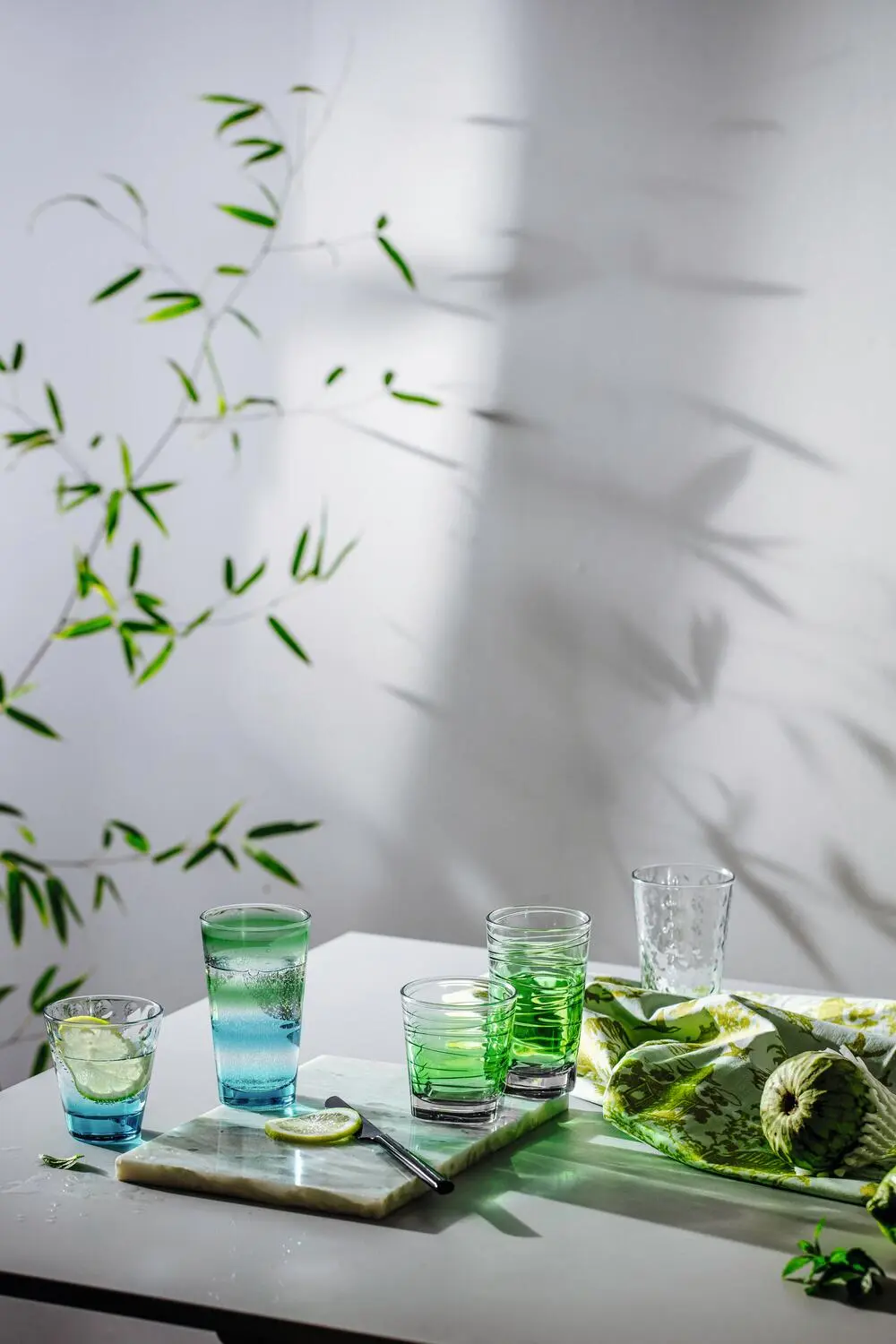 Leonardo Trinkglas EVENT 315 Ml Blau Farbverlauf, 6er-Set – Bild 2