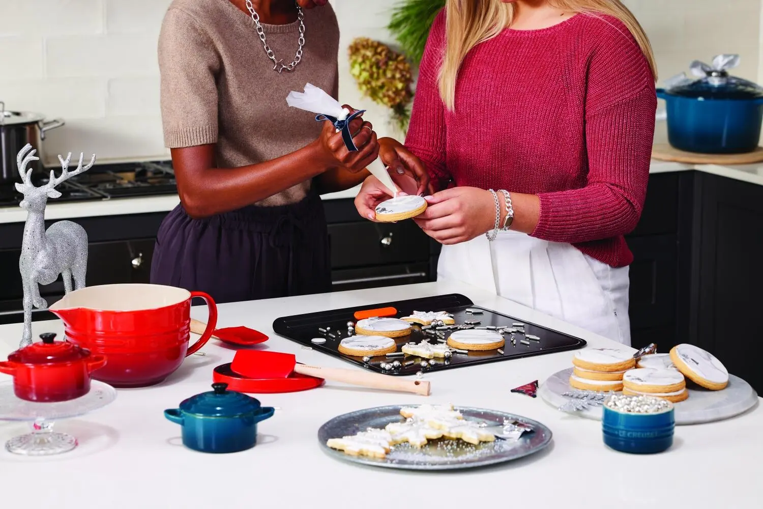 Le Creuset Löffelablage Oval, 16 Cm In Karibik – Bild 3